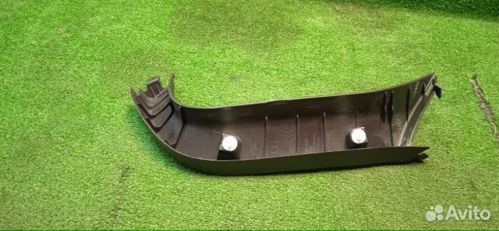 Обшивка двери багажника задняя левая Hyundai Ix 35