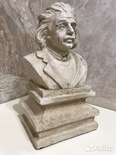 Статуэтка бюст Эйнштейн