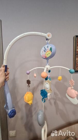 Музыкальный мобиль на кроватку с пультом