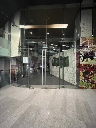 Торговая площадь, 669.4 м²