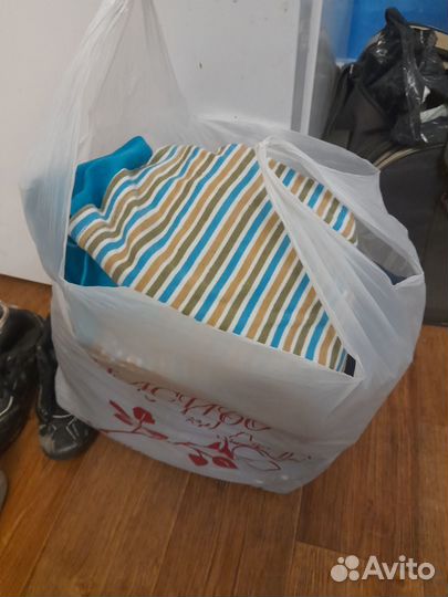 Мальчику 2-3г отдам