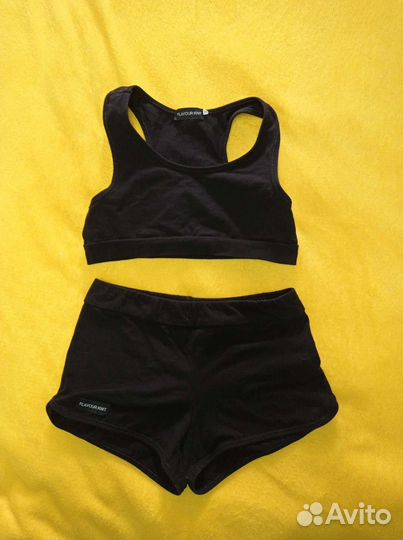 Шорты и топ для гимнастики 134-140