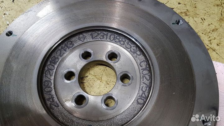 Маховик Рено 123108853R на двигатель Ниссан 113 лс