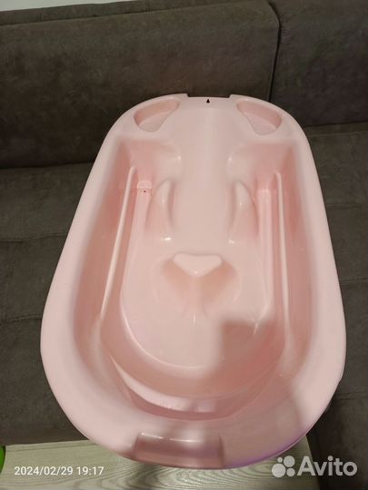 Ванночка для купания с горкой