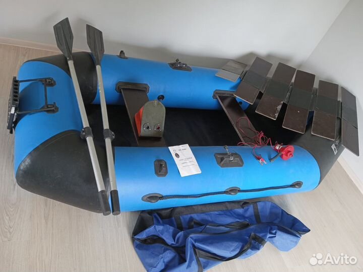 Надувная лодка