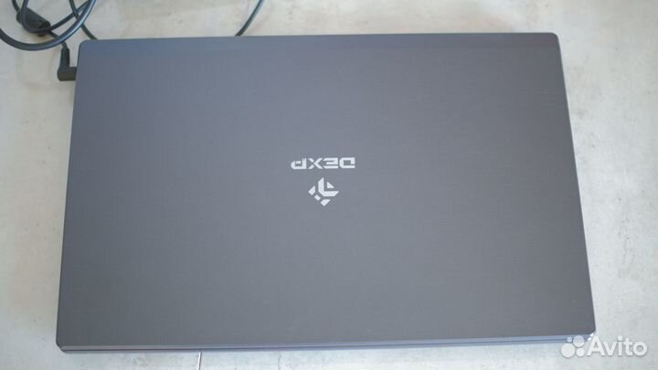 Продам ноутбук dexp модель W65-67RB i3-6100H, 16 Г