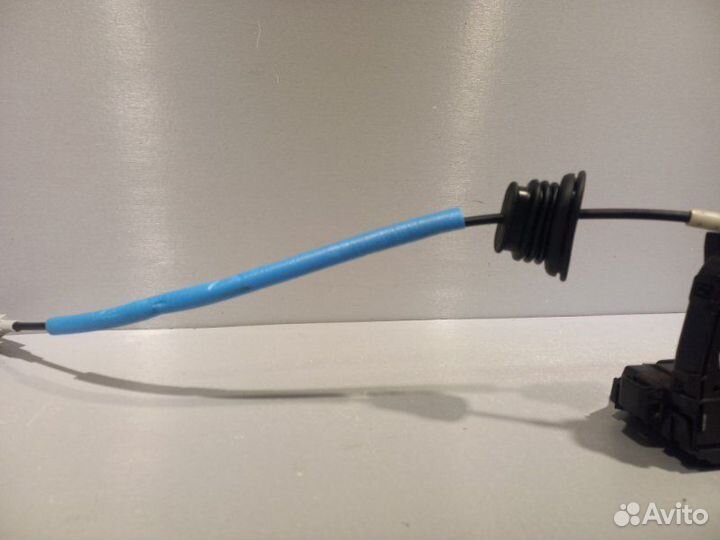 Замок двери передний правый Kia Seltos G4NH 2020