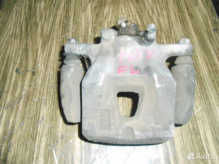 Суппорт передний Toyota Camry Gracia, Mark2 Qalis