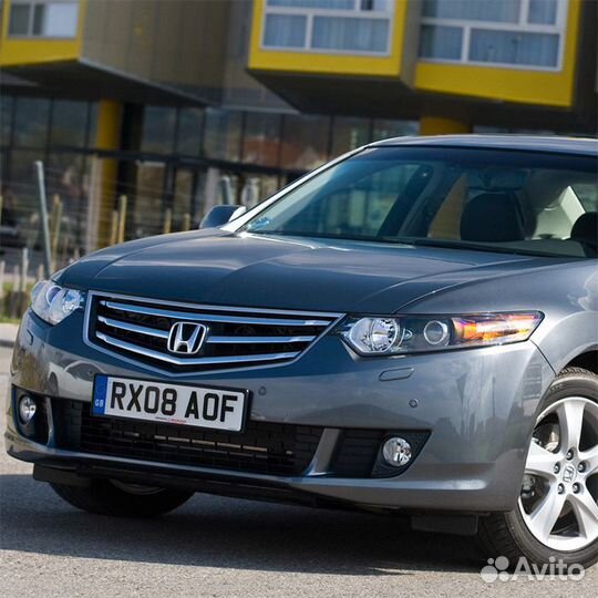 Бампер передний в цвет Honda Accord 8 (2007-2011)