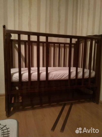 Кроватка детская