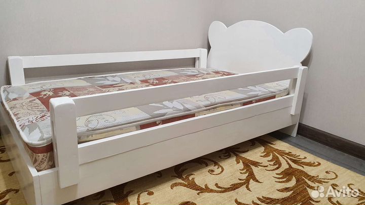Детская кровать от 3 лет с бортиками