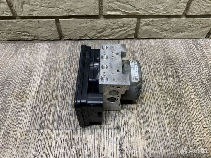 Skoda Octavia A7 Блок ABS (насос)