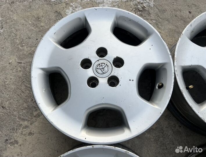 Японские литые диски Toyota R17 5x114.3