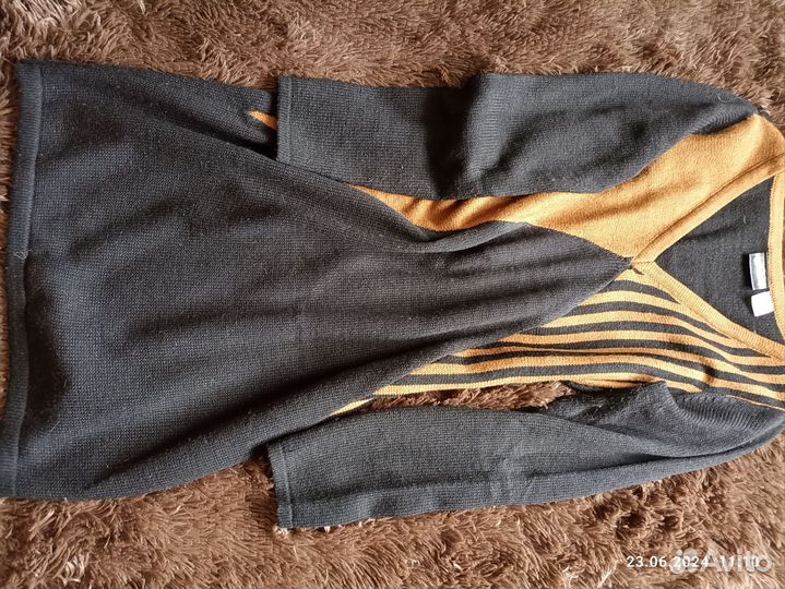 Платье свитер.Пакетом