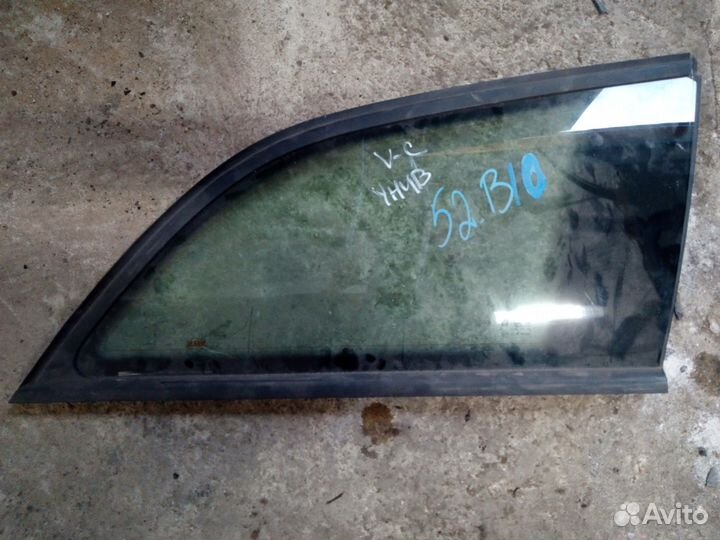Стекло правое в крыло на Опель Вектра Ц Универсал
