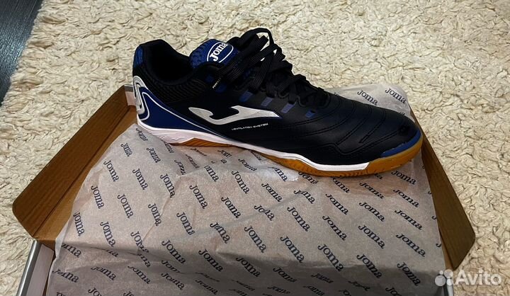 Кеды для футбола joma