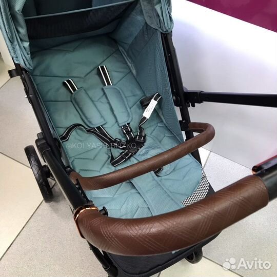 Коляска Luxmom H2 с перекидной ручкой