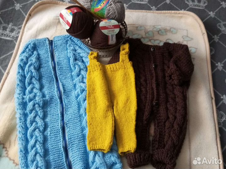 Вязаные детские вещи ручной работы