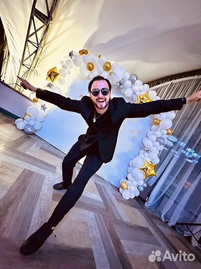 Ведущий Тамада