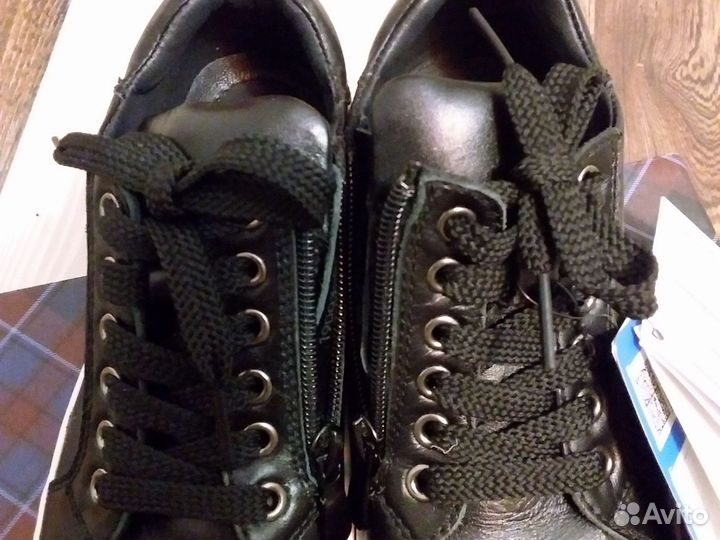 Полуботинки