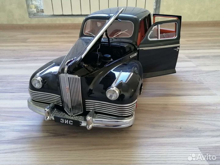 Модель автомобиля зис-110