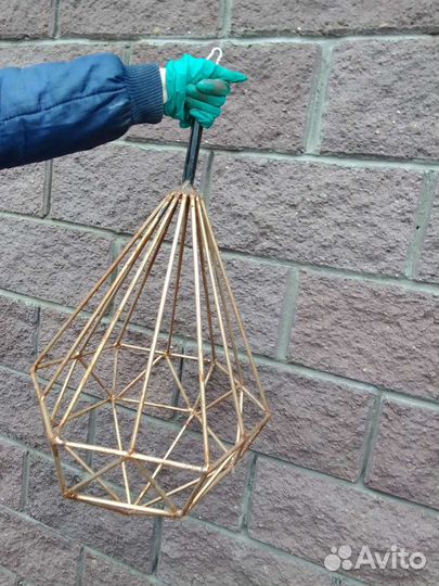 Уличные металлические светильники