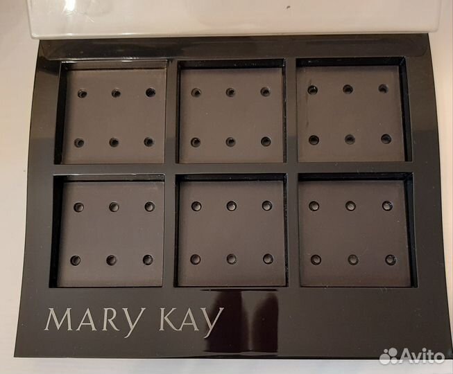 Магнитная палетка для теней Mary Kay на 36 шт