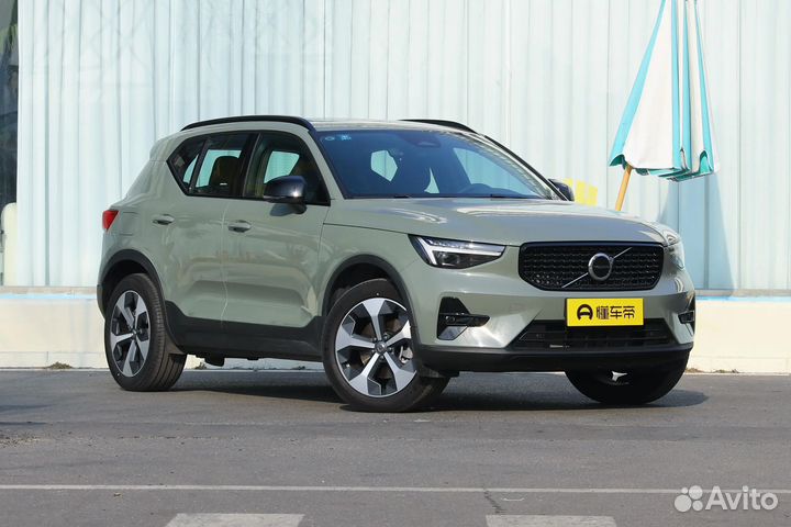 Volvo XC40 2.0 AT, 2024, 100 км