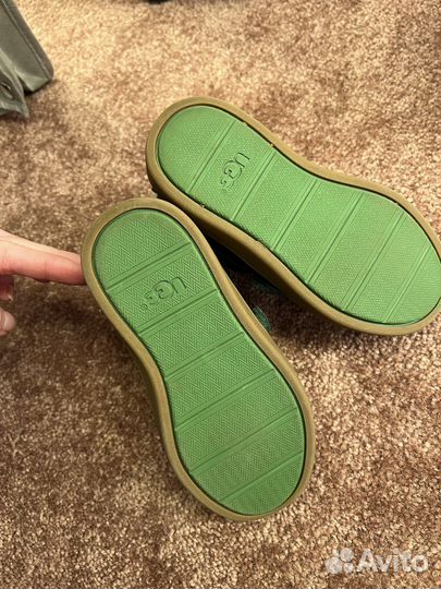 Ботинки на мальчика на меху Ugg