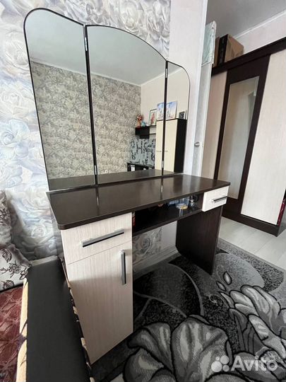 Трюмо трельяж зеркалом бу