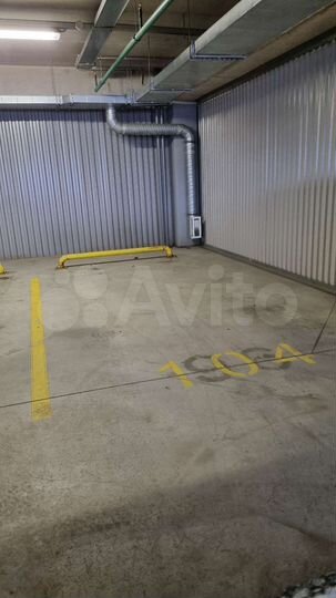 Машиноместо, 18 м²