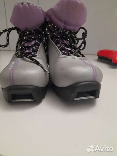 Лыжные ботинки 36р