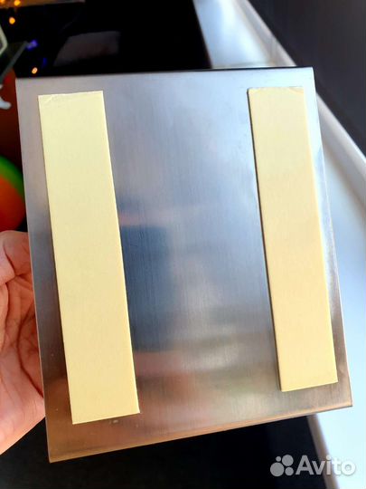 Держатель для зубных щеток