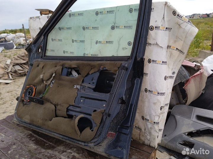 Дверь передняя правая Ford Scorpio 2.0 1988
