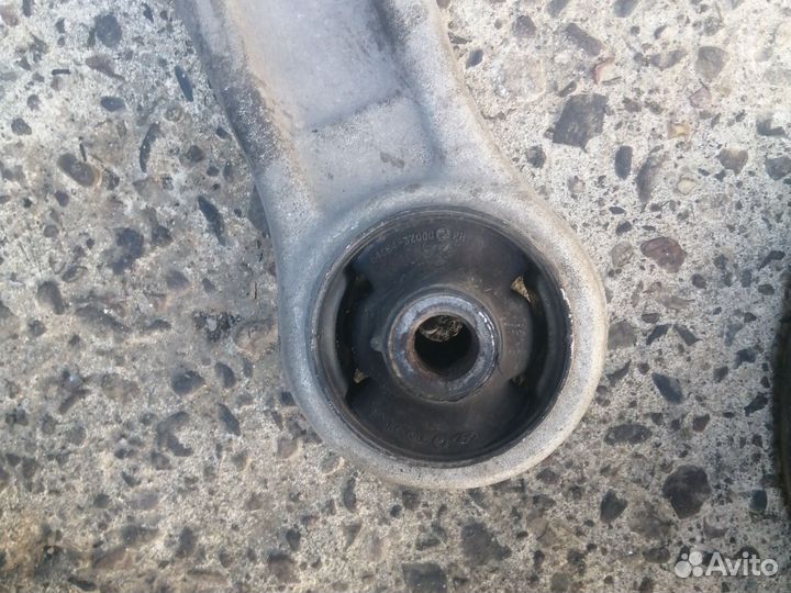 Рычаг передний левый Hyundai I40