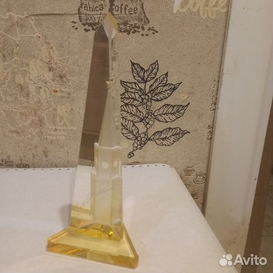 Статуэтка Кремль(стекло) СССР Винтаж 3 D