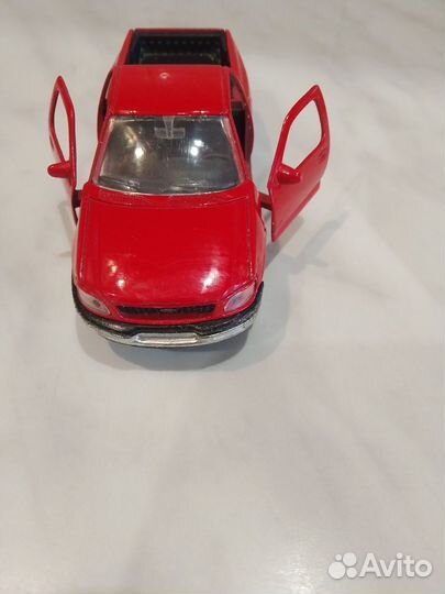 Модель автомобиля форд 150 1997 г