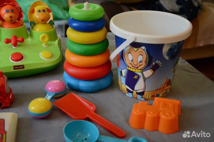 Игрушки для маленьких