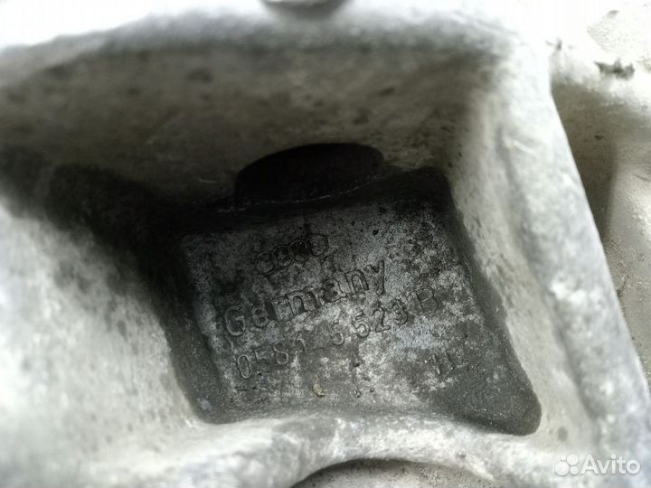 Кронштейн генератора volkswagen passat B5