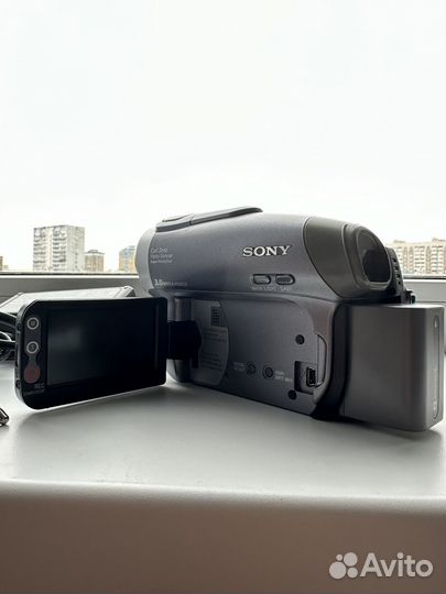 Видеокамера Sony Handycam DCR-DVD403E