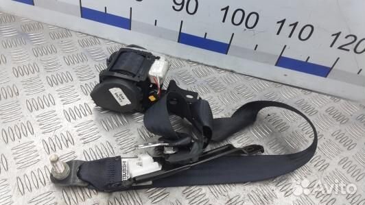 Ремень безопасности с пиропатроном сиденья передне