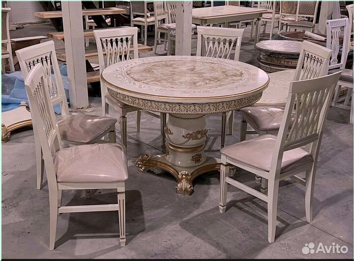 Круглый стол раздвижной