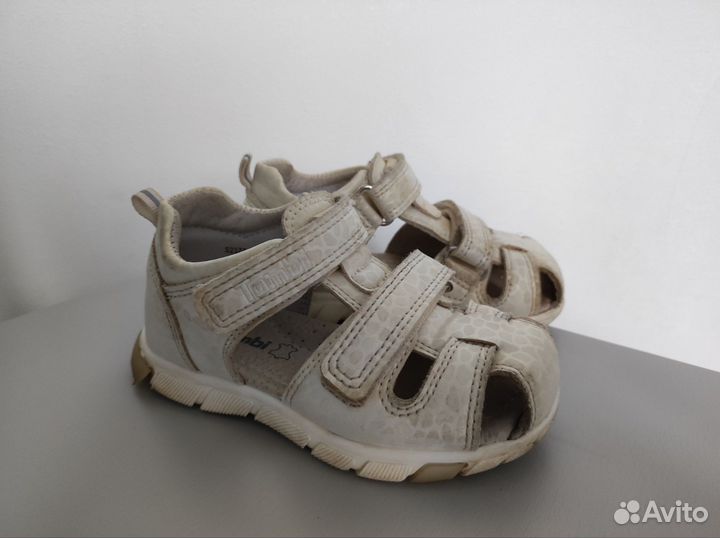 Сандалии для девочки 25