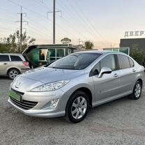 Peugeot 408 1.6 MT, 2015, 148 000 км, с пробегом, цена 685 000 руб.