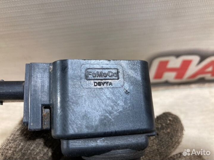 Катушка зажигания Ford Focus 3 хэтчбек 2012