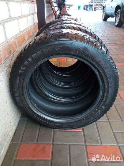 Kumho I'Zen Wis KW19 205/55 R16