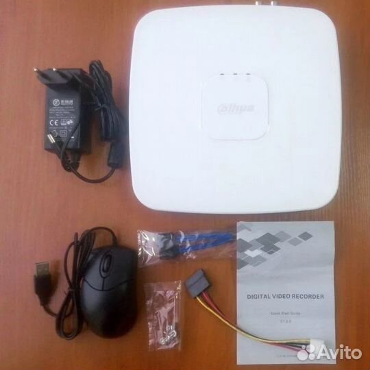 Видеорегистратор DHI-XVR5104C