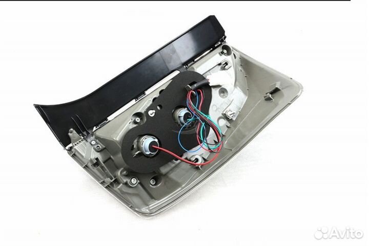 Стоп сигналы Prius 30 2009-2014 гг