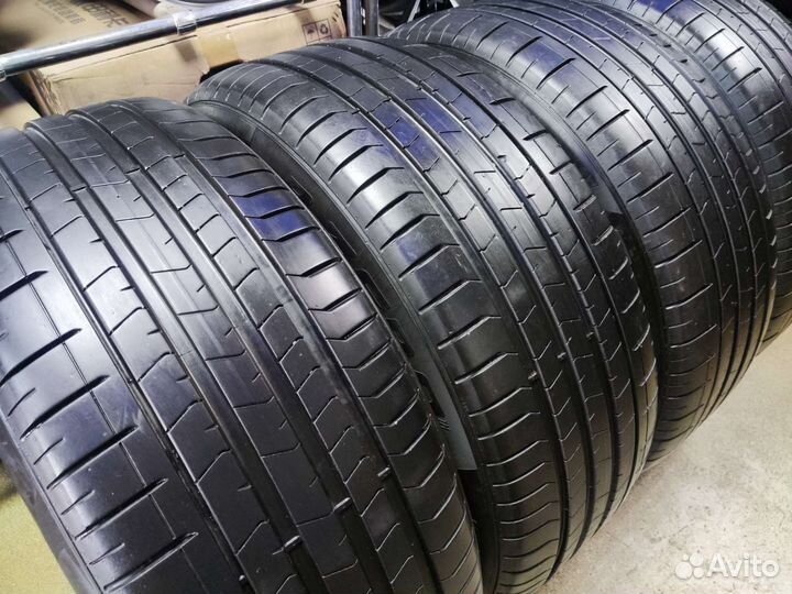 Pirelli P Zero PZ4 275/50 R20 113W