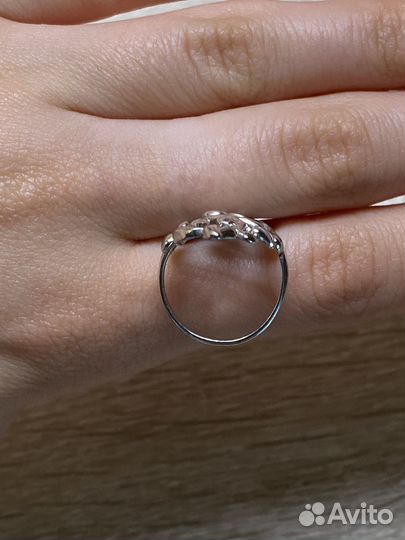 Серебряное кольцо